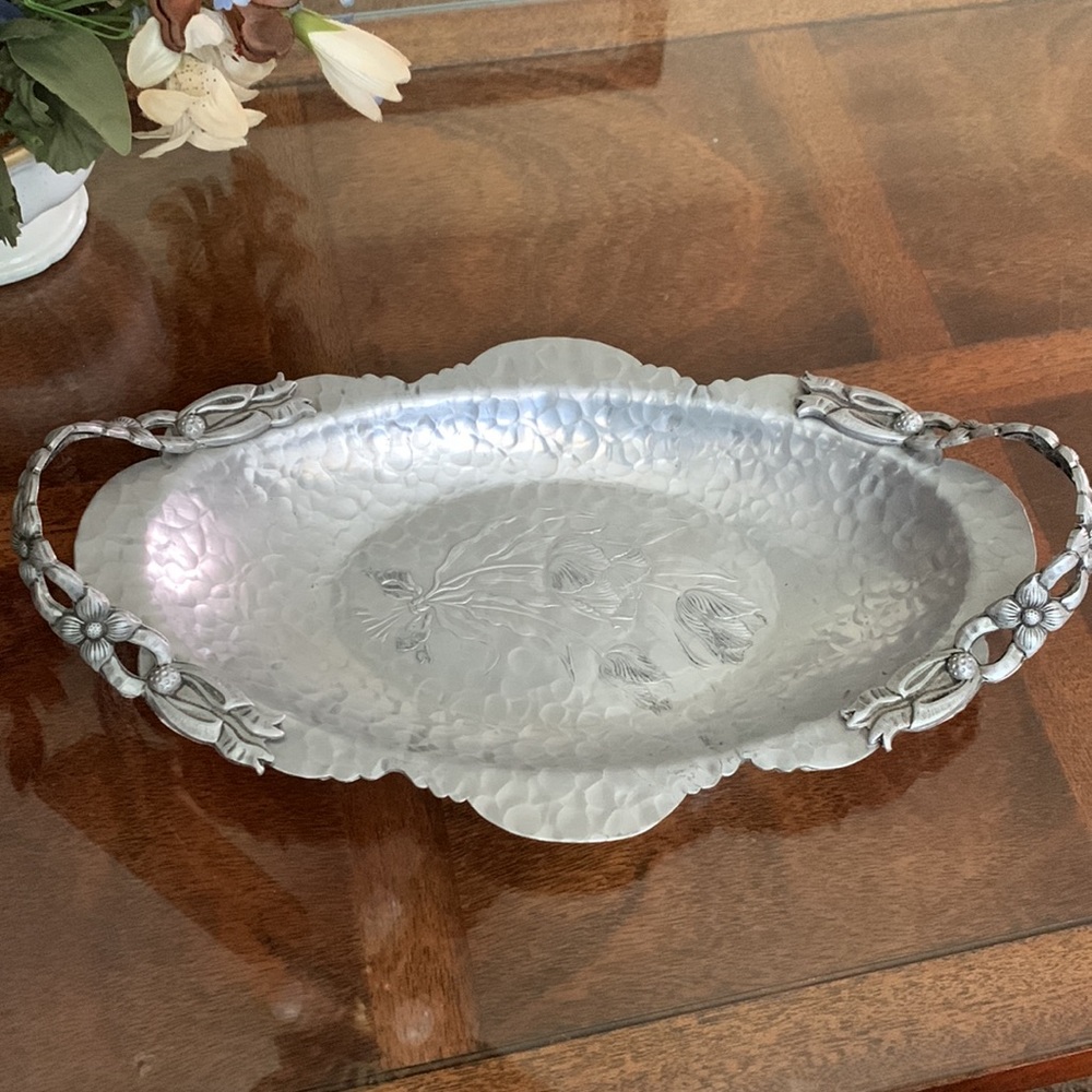 Aluminum Tulip Hammered Serving Tray #404 Rodney Kent Charcuterie Platter